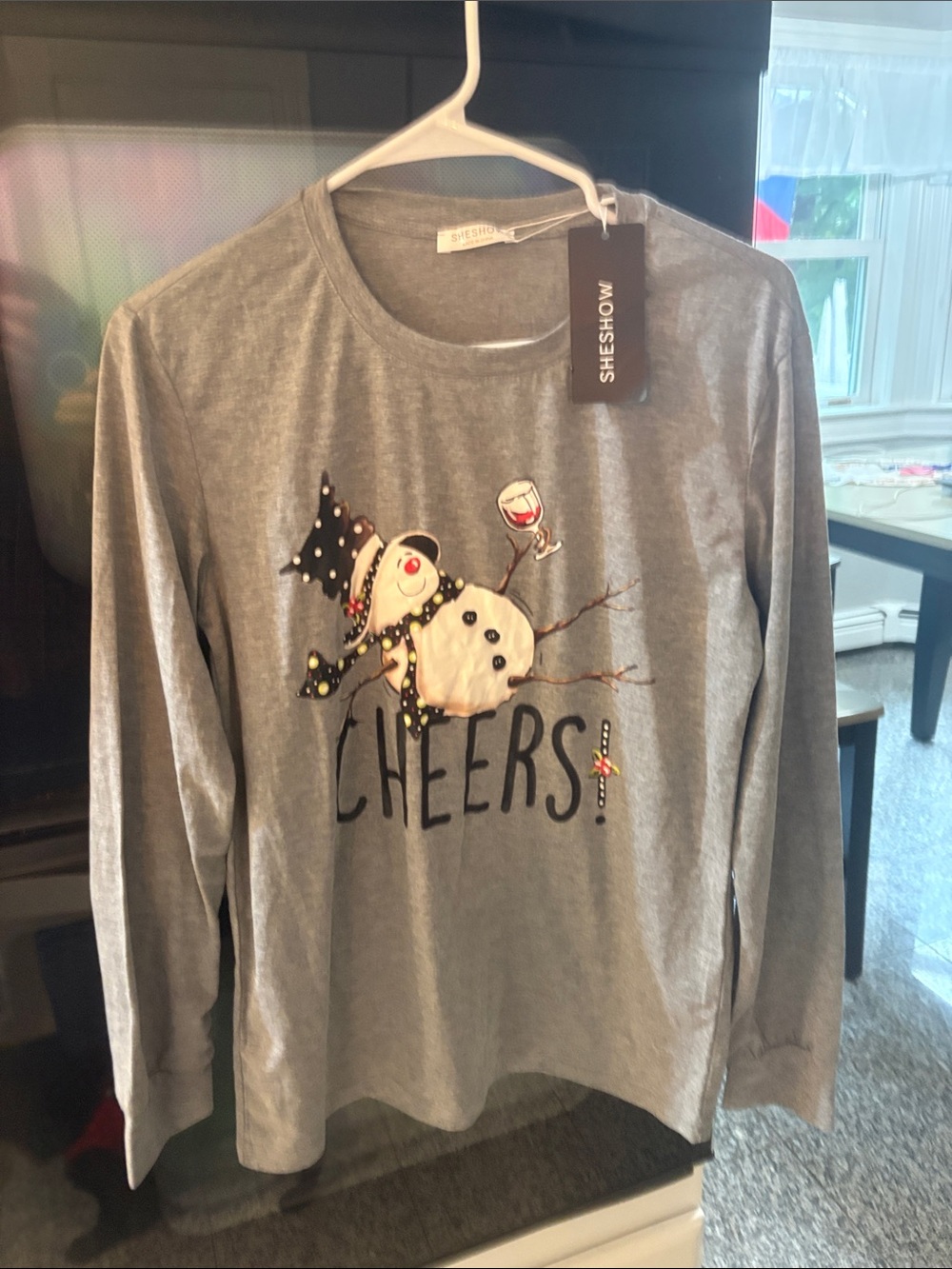 Gray 'Cheers' Snowman Graphic Long Sleeve Women’s Top, Size S